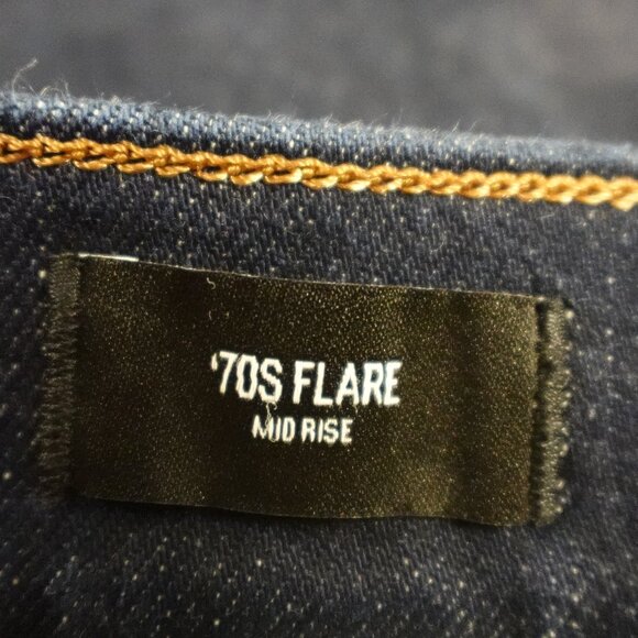 Express Jeans ’70s Flare Mid Rise Dark Wash Jean Women’s Size 16R - Picture 11 of 13